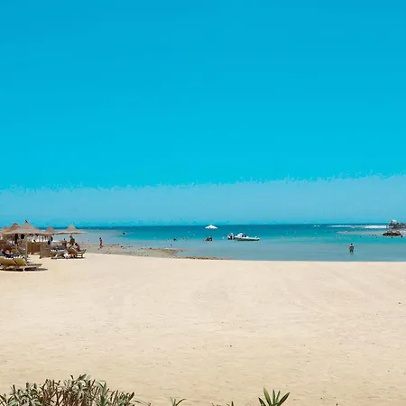 Brayka Bay Reef Resort