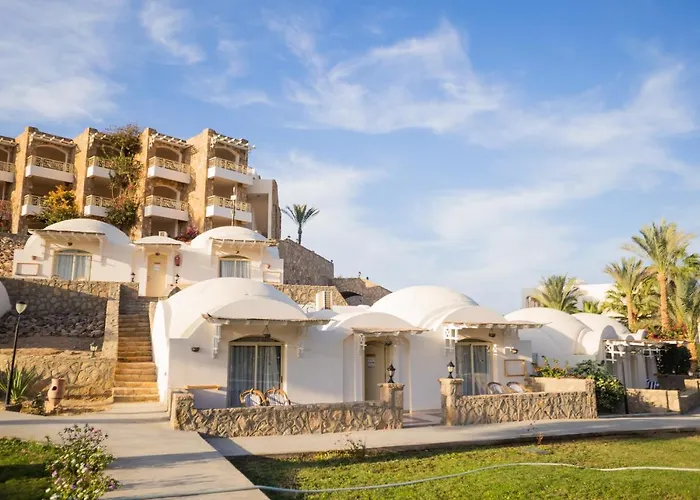 Üdülőközpont Brayka Bay Reef 4*