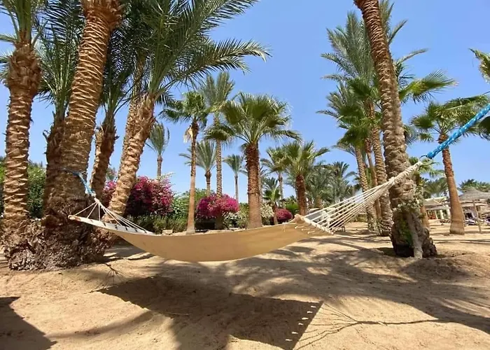 Brayka Bay Reef Üdülőközpont 4*