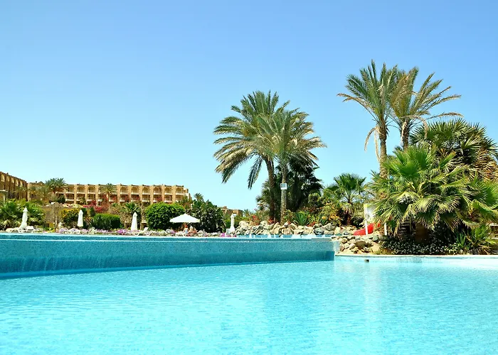 Üdülőközpont Brayka Bay Reef 4*