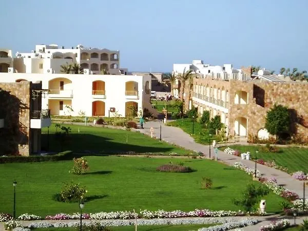 Üdülőközpont Brayka Bay Reef Abu Dabab